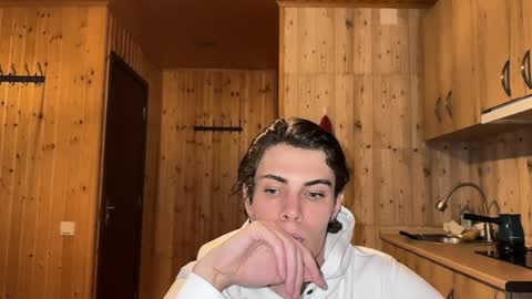 Snapshot of louis_preston chatting on March 24, 2:05 am Mark online show from March 24, 2:05 am