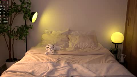 Snapshot of louis_zh chatting on March 22, 1:31 am Louis online show from March 22, 1:31 am