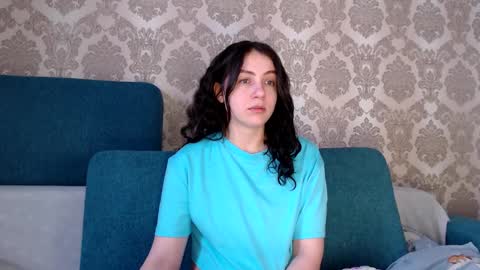 Louise online show from March 5, 8:10 am