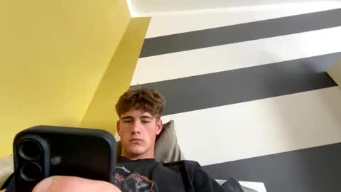 louisssssssi online show from September 12, 1:44 pm
