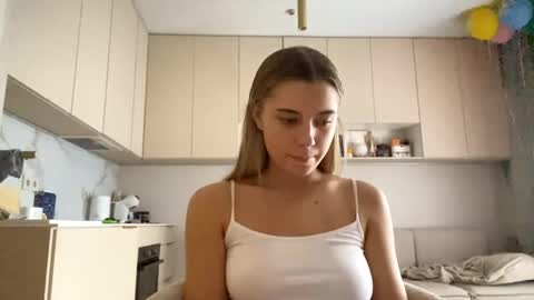 Eliza online show from May 10, 6:18 am