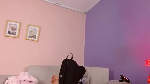 lourdes_moon22 online show from October 31, 2:01 am