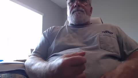 Snapshot of love2c2c2 chatting on July 31, 5:45 pm love2c2c2 online show from July 31, 5:45 pm