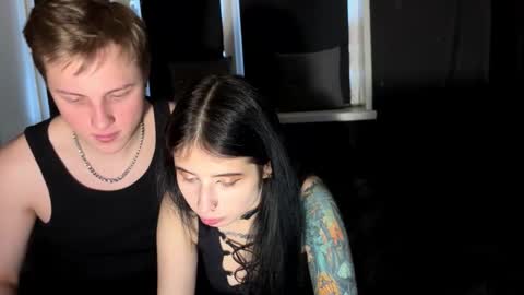 Mary and Tom online show from February 3, 12:54 pm