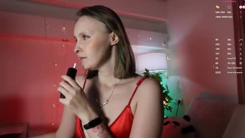Snapshot of love_agatha chatting on February 11, 10:15 am Agatha online show from February 11, 10:15 am