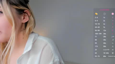 Eva online show from January 6, 2:21 pm