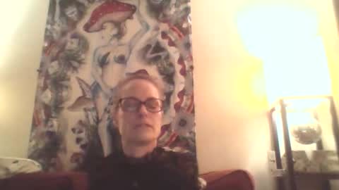 Snapshot of love_blooms chatting on March 17, 6:06 am love_blooms online show from March 17, 6:06 am