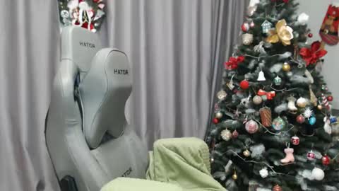 Megane online show from December 16, 8:41 am