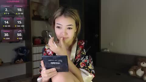 Snapshot of love_peace_here chatting on September 11, 1:28 am hi its me online show from September 11, 1:28 am