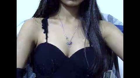 Snapshot of love_riva chatting on October 12, 11:31 am Riva online show from October 12, 11:31 am