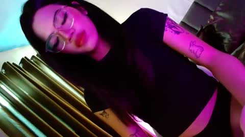 Seren online show from November 8, 5:07 am