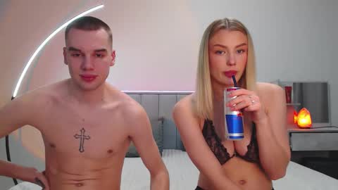 Snapshot of love_vibe chatting on November 26, 8:32 pm Rimma Anthony online show from November 26, 8:32 pm