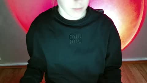 Vivian online show from January 15, 12:10 pm