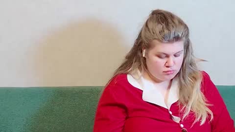 Snapshot of love_wiggy18 chatting on January 23, 1:24 pm Ally online show from January 23, 1:24 pm