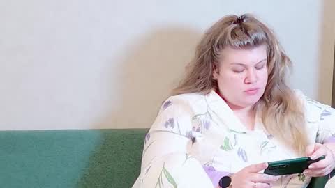 Snapshot of love_wiggy18 chatting on January 30, 12:48 pm Ally online show from January 30, 12:48 pm