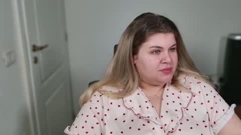 Snapshot of love_wiggy18 chatting on December 20, 7:59 am Ally online show from December 20, 7:59 am