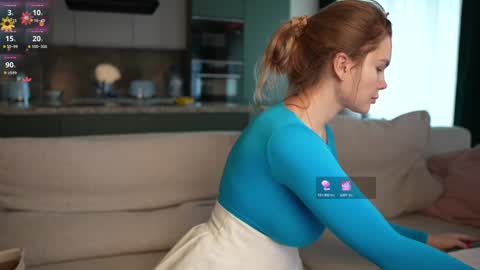 Snapshot of love_you_to123 chatting on October 16, 6:47 am love you to123 online show from October 16, 6:47 am