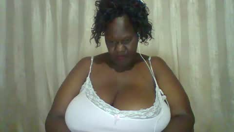 Lynn online show from January 30, 2:27 am