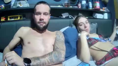 lovecoupleqc online show from November 9, 7:28 am