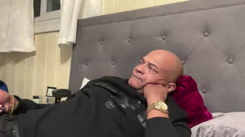 loved19 online show from February 14, 4:42 am