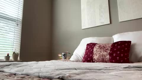 Olivia Rose online show from October 15, 4:29 pm