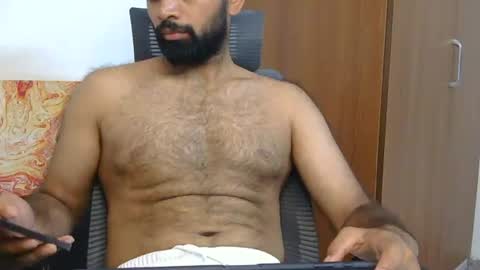 Snapshot of lovehairyindian chatting on August 3, 8:35 am Indian hairy online show from August 3, 8:35 am