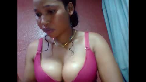 loveinlife750427 online show from November 28, 7:55 am