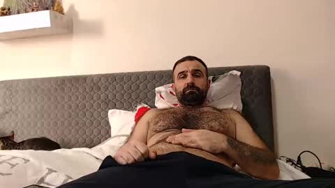 Snapshot of loveivat80 chatting on February 5, 1:54 pm loveivat80 online show from February 5, 1:54 pm