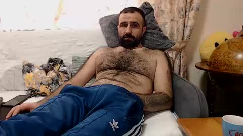 Snapshot of loveivat80 chatting on February 15, 10:22 am loveivat80 online show from February 15, 10:22 am