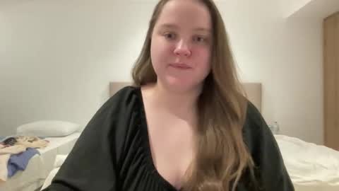 Snapshot of lovely___alice chatting on September 14, 5:34 pm Alice online show from September 14, 5:34 pm