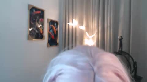 alwina online show from March 29, 7:14 pm