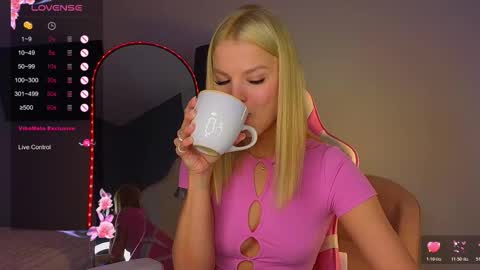 Jenny online show from November 12, 5:13 pm