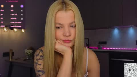 Jenny online show from May 4, 3:35 am