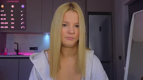 Jenny online show from May 11, 4:18 am