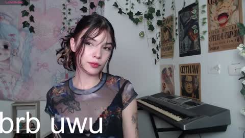 Snapshot of lovely_cass chatting on December 22, 3:55 am Cassie online show from December 22, 3:55 am