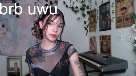 Snapshot of lovely_cass chatting on March 6, 6:08 am Cassie online show from March 6, 6:08 am