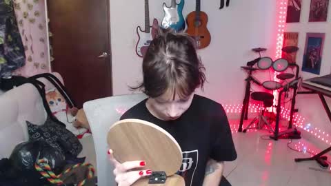 Snapshot of lovely_cass chatting on October 30, 8:42 pm Cassie online show from October 30, 8:42 pm