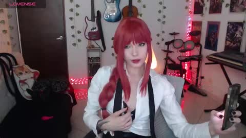 Snapshot of lovely_cass chatting on January 8, 1:41 am Cassie online show from January 8, 1:41 am