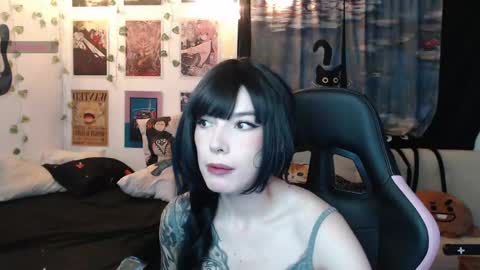 Cassie online show from May 7, 1:44 am