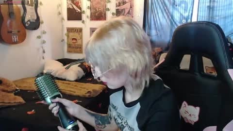 Cassie online show from May 15, 7:54 pm