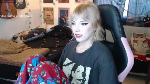 Cassie online show from May 17, 12:34 pm