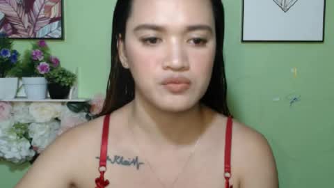 Snapshot of lovely_chicky06 chatting on March 12, 5:46 am hearty2 Hey guys Im Jess online show from March 12, 5:46 am