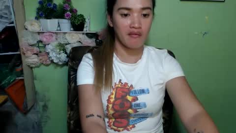 Snapshot of lovely_chicky06 chatting on March 19, 5:11 am hearty2 Hey guys Im Jess online show from March 19, 5:11 am