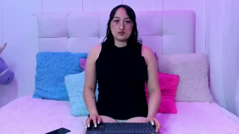 Chloe online show from January 20, 11:13 am