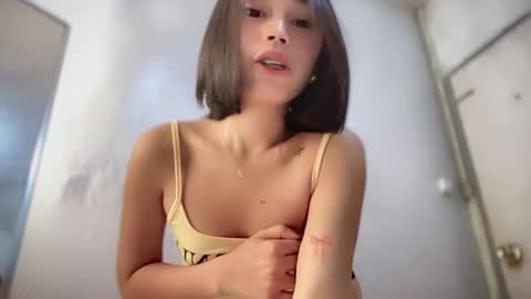 Snapshot of lovely_cittie18 chatting on March 11, 1:55 am lovely_cittie18 online show from March 11, 1:55 am