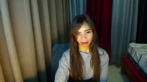 Snapshot of lovely_cummerx chatting on December 19, 11:23 pm JAM online show from December 19, 11:23 pm