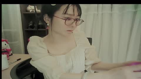 DANA KIM online show from February 27, 1:22 pm
