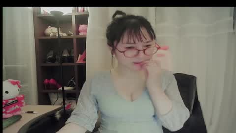 DANA KIM online show from March 17, 4:10 pm