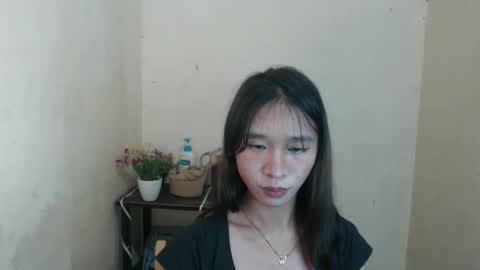 Snapshot of lovely_jasleen chatting on November 8, 1:55 pm lovely_jasleen online show from November 8, 1:55 pm