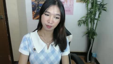 Snapshot of lovely_jasleen chatting on January 6, 2:54 pm lovely_jasleen online show from January 6, 2:54 pm